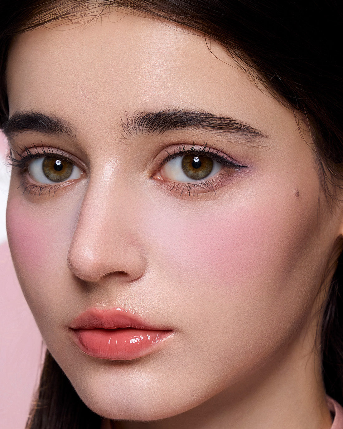 Butterfly Cloud Collar Rouge Box Highlighting & Blush Duo Powder Image 4
