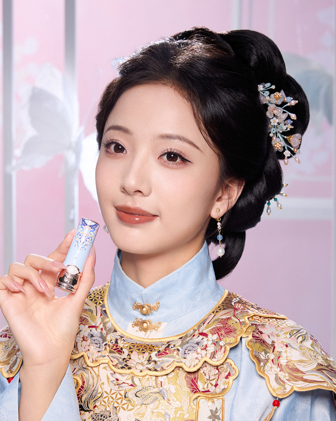 Butterfly Cloud Collar Glossy Lipstick Image 27