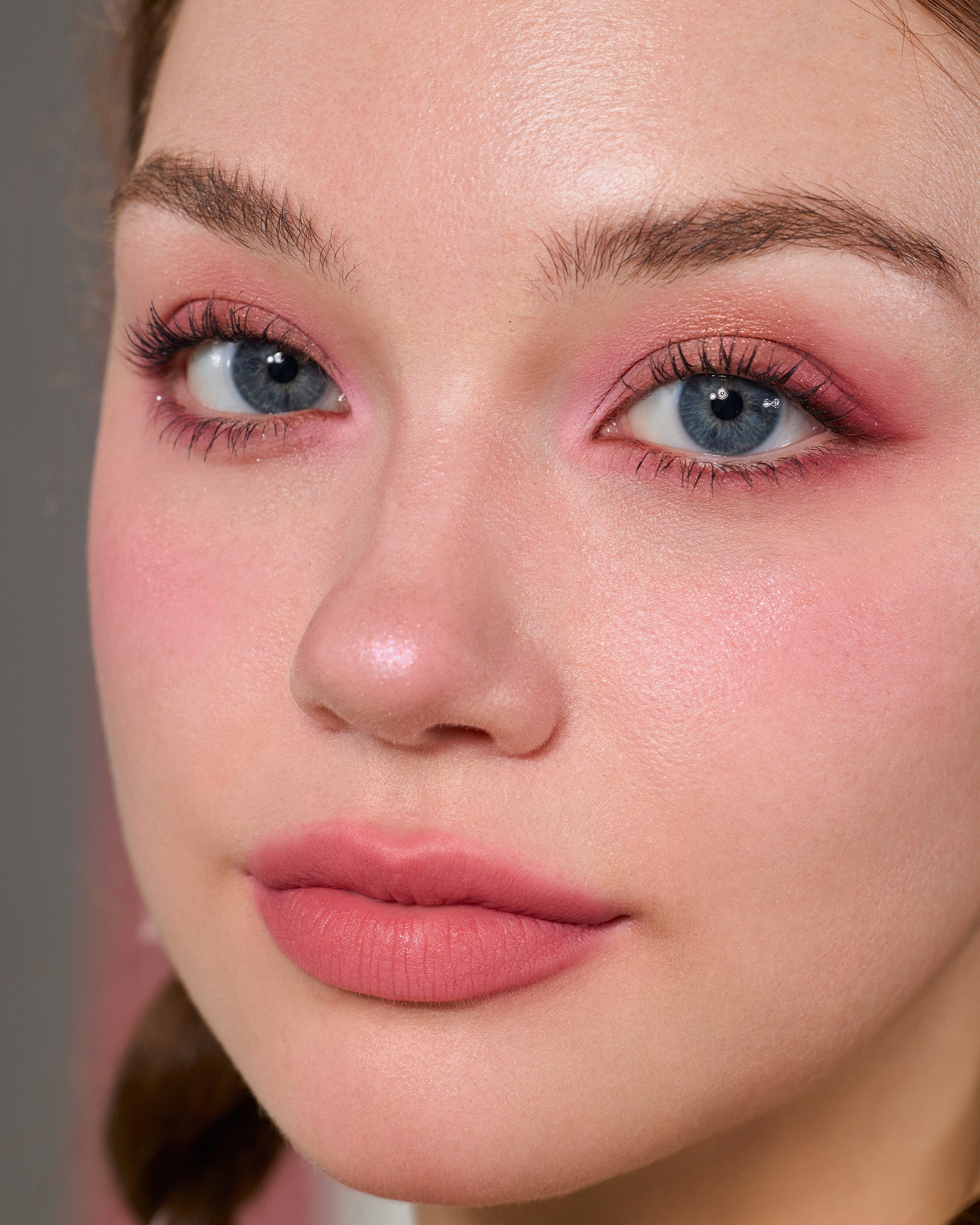 Strawberry Cupid Makeup Palette Image 8