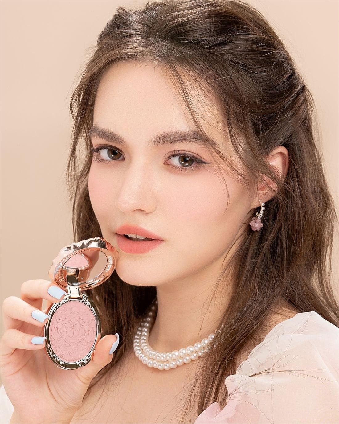 Strawberry Rococo Embossed Blush Image 4