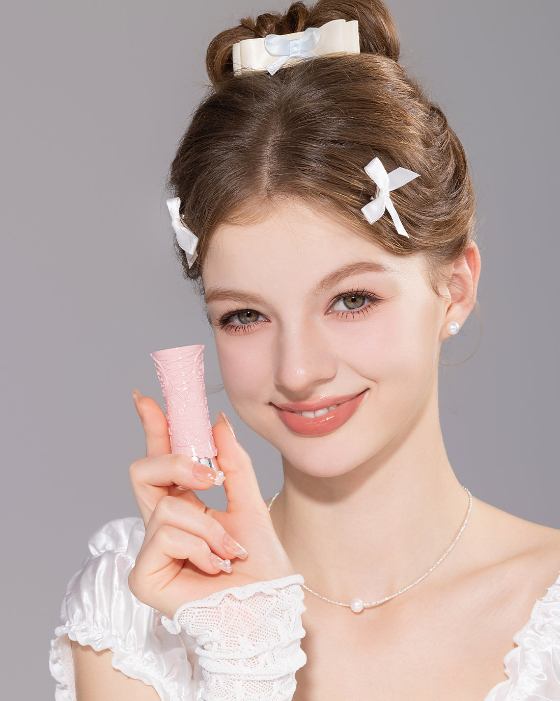 Swan Ballet Shine Lipstick 1 (Bundle) Image 3