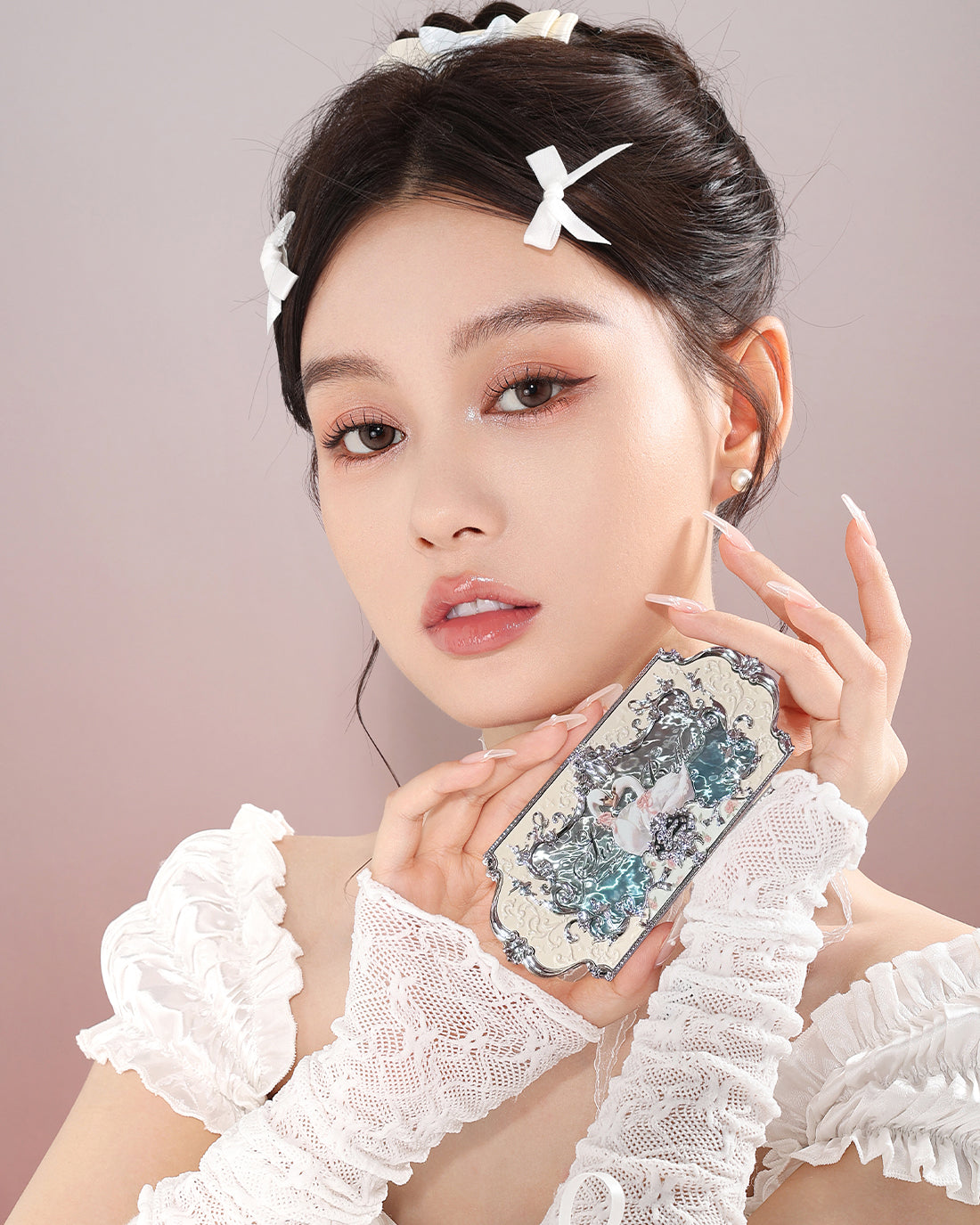 Swan Ballet Six-Color Makeup Palette (Bundle) Image 4