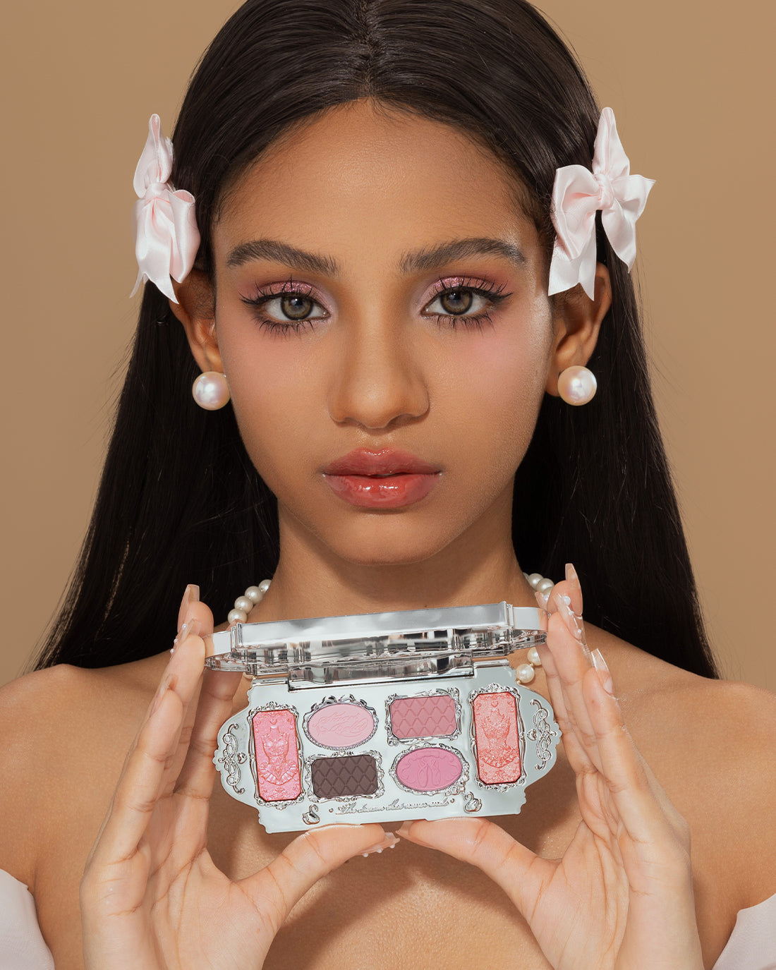 Swan Ballet Six-Color Makeup Palette (Bundle) Image 15
